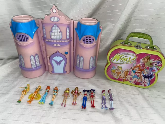 Winx Club Spielset Alfea Castle Mini Puppen 1. Wave 8 cm + Spielkoffer