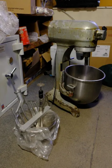 Hobart Mixer A200 - Includes Whisk & Spare Bowl - Full Working Order -COMMERCIAL