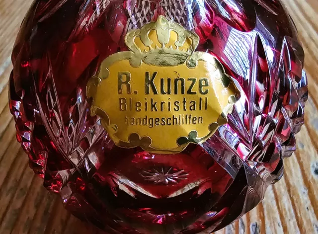 R. KUNZE Vase Kugelvase Bleikristall Überfang handgeschliffen Original-Etikett 2