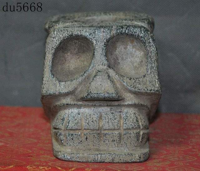 Antiques Chinese Hongshan Culture old jade hand-carved sun god skull head statue