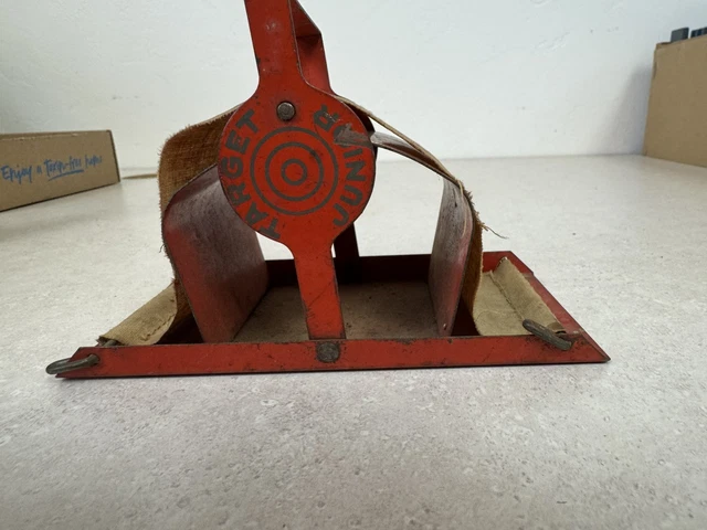 VINTAGE TARGET CIGARETTE Roller Red Metal $29.00