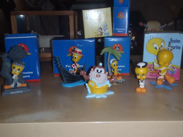 Extremely Rare! Looney Tunes Tweety & Baby Taz Collection Small Figurine Statues