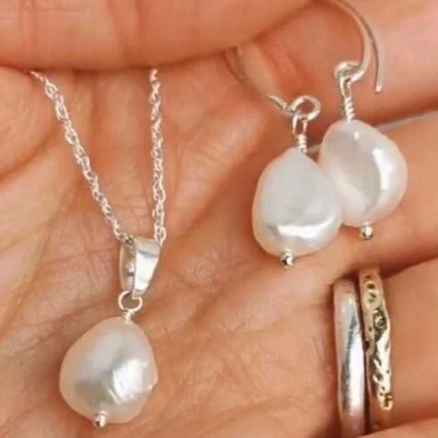 White Baroque Freshwater Pearl Earrings Pendant A set 10-11MM Mother's Day