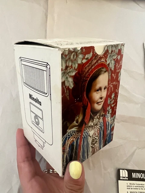 Minolta Auto Electroflash 25 Compact Computer Flash Unit with Box and Pamphlet 2