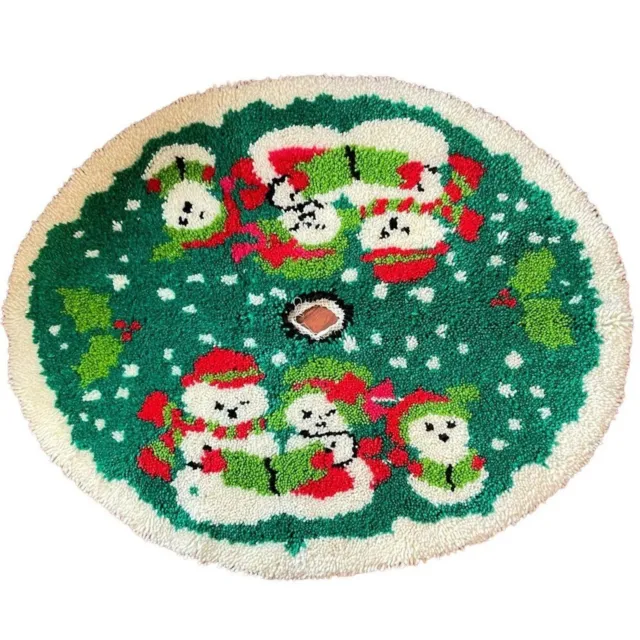 Christmas Latch Hook Tree Skirt Snowman Family Holly Holiday Cheer