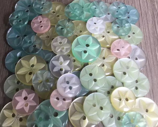 50 Flower Buttons Multi Pastel Coloured Job Lot Ideal For Baby & Children Crafts