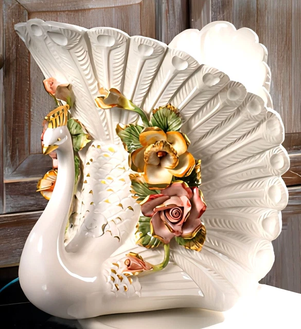 Vase De Jardin En Porcelaine Rose Blush Avec Décor Ormolu Bronze - 21.5cm X 38cm H - Neuf
