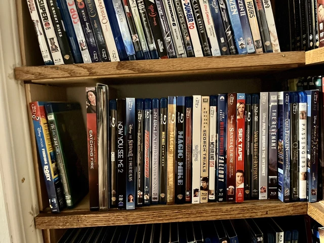 Blu-ray Movies & TV Seasons/DVD TV Season Boxsets