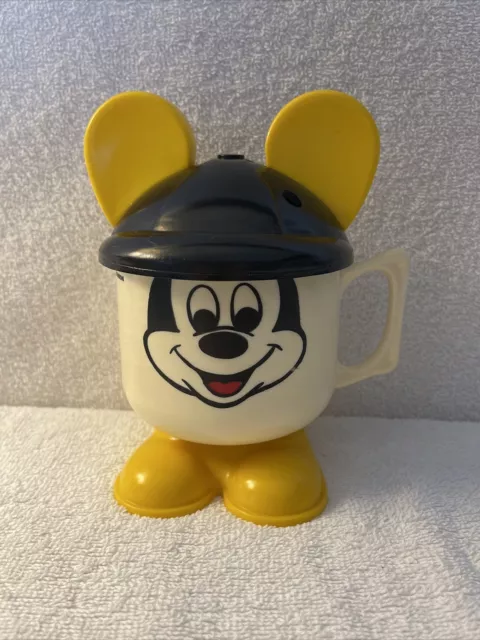 https://www.picclickimg.com/clUAAOSwqtNlYkPz/Vintage-Mickey-Mouse-Sippy-Cup-with-Lid-No.webp