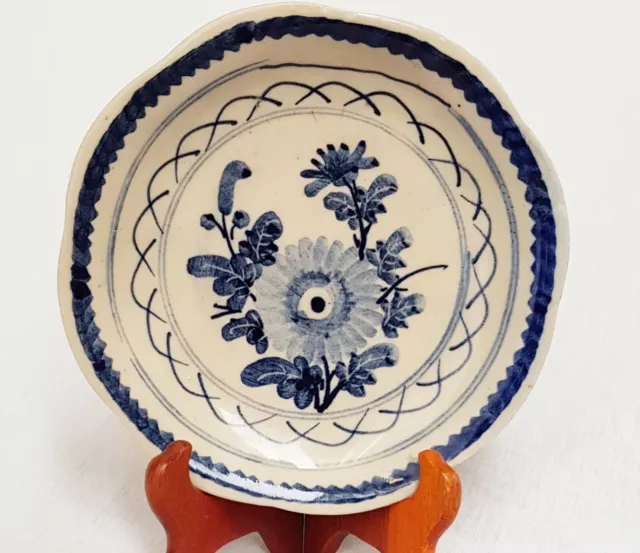 Antique Blue & White Chinese charger early QING DYNASTY 17th century