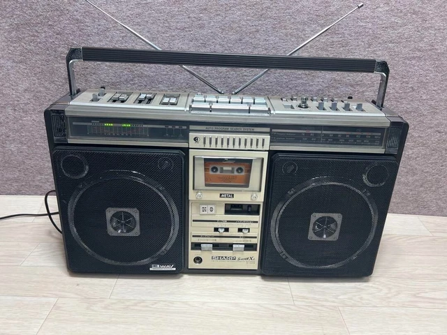 HITACHI TRK-8800RM STÉRÉO Boombox Lecteur De Cassette Japon Usagé RSRU JP EUR 829,44 - FR