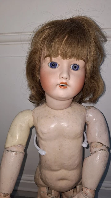 POUPEE ANCIENNE DU XIXème PARISIENNE TETE/COLLERETTE BISCUIT FACON