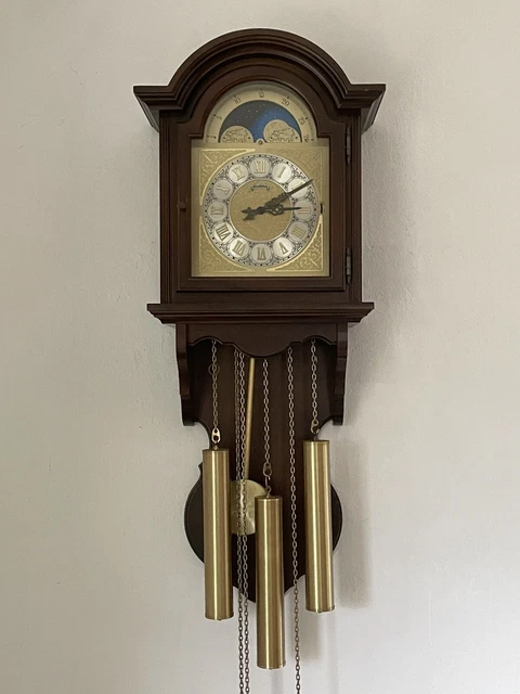 Alte Wanduhr Mit Pendel Und Gong