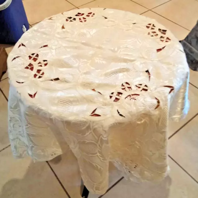 Battenburg lace tablecloth. cream,86 cm square