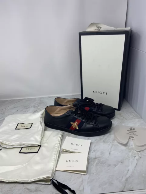 Gucci Ace Black Leather Bee Embroidered Size G/ US 10 VERY NICE CONDITION