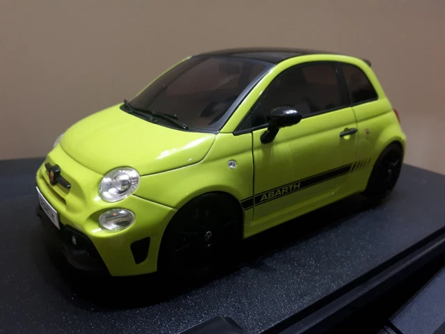 Preorder Solido 1:18 FIAT F595 ABARTH VERDE ADRENALINA 2023 S1811307- Horizon Di