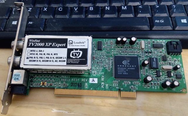 Carte Tuner TV Leadtek WinFast TV2000 XP Expert – PCI – NTSC/PAL MTS LR6613