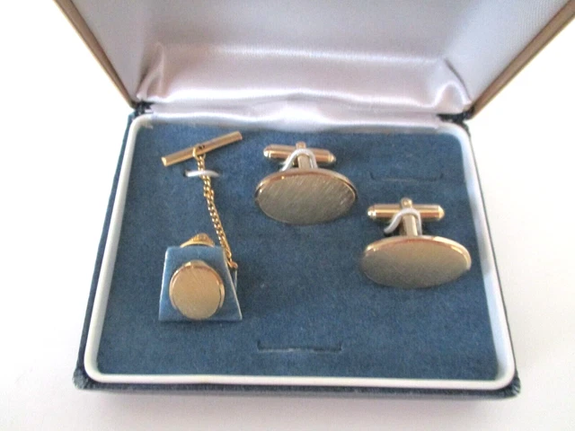Anson Cufflinks & Tie Tack Set Oval Brushed Gold Tone NOS Original Case Vtg AZJ