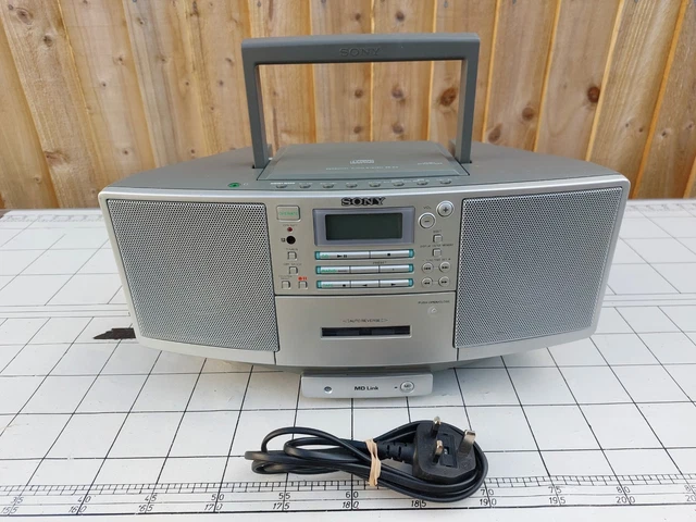 SONY ZS-D5 RADIO Cassette CD Player BoomBox Stereo Vintage