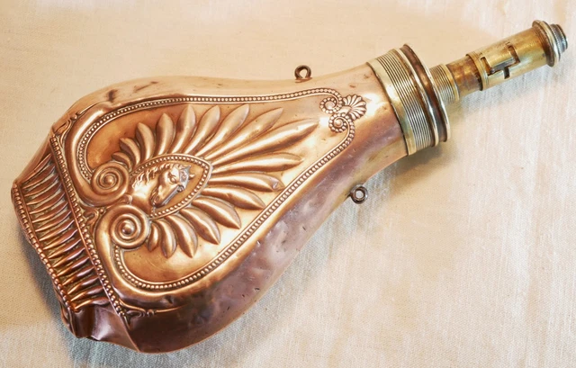 Réplique De Poire à Poudre En Laiton Doré Et Cuivre, Gravée, Pour Fusil, France