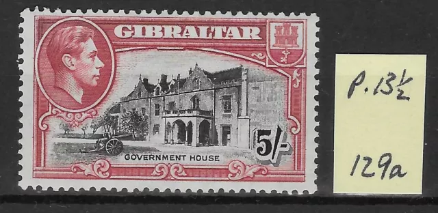 GIBRALTAR 1938-51. 5/- PERF 13 1/2 MH.  SG. 129a.    (8127)