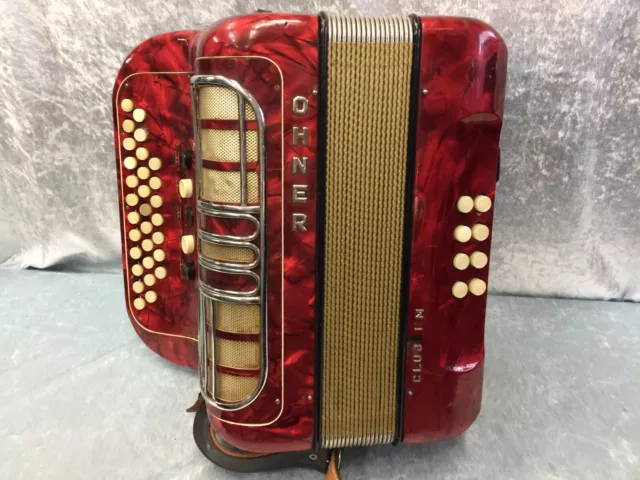 ¡Objeto de restauración de acordeón Hohner Club II M!