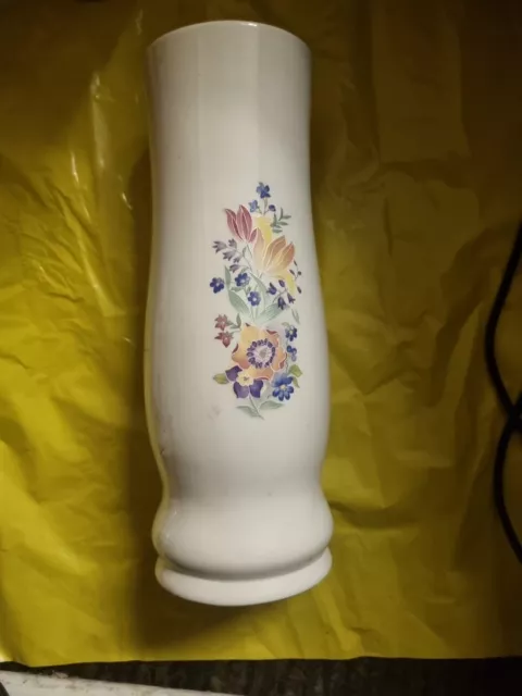 Vintage Floral Melba Ware Staffordshire Vase 2