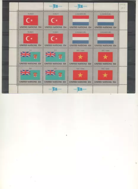 Naciones Unidas Minipliego con banderas Turqu y otros sellos nuevos (según foto)
