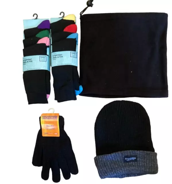 Fleece Snood | Thermal Hat | Warm Gloves | 6 Pair Socks | Mens Hamper Boed Gifts