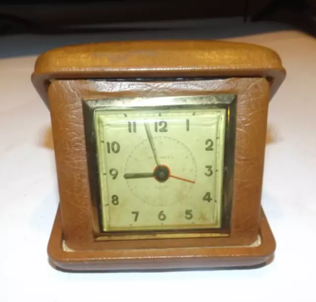 Vintage 1950s New Haven Wind Up Travel Alarm Clock Runs Great 4.5"L x 4"W EXC