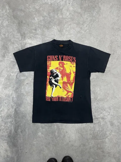 Vintage Guns N Roses 1991 Brockum Use Your Illusion T Shirt Size Large