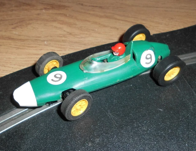 Scalextric rare vintage C72 / C85 BRM formula junior / F1 car # 9 superb runner