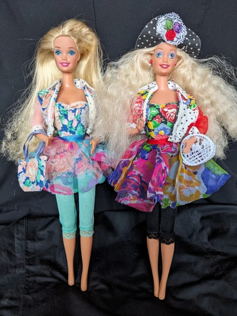 French Speaking Barbie Je Te Parle Mattel © 1991