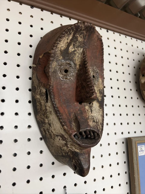 A Ngbaka African Mask