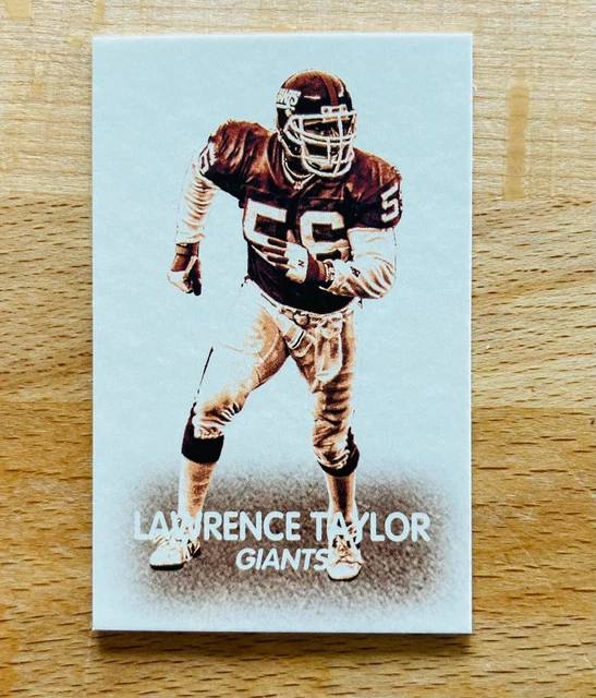 2013 Topps Magic Lawrence Taylor New York Giants 1948 Magic Mini