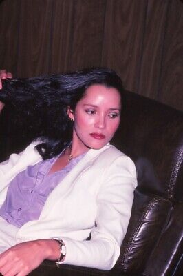 Dia Barbara Carrera Celebrity Photo Agency 1980 KB-formato fotografo p10-27-1-1 