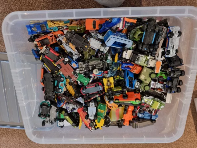 Hot Wheels job lot Just Over 500 Cars