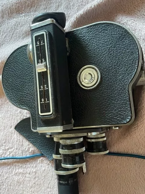 Rare 1958 Paillard Bolex H16 T movie camera in original Leather case w Filters 2