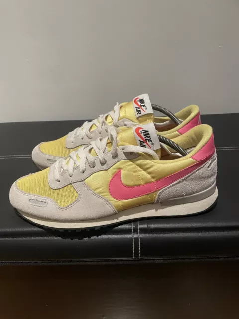 Nike air vortex gold sales pink