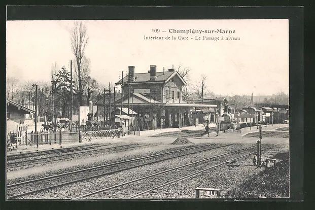 CPA Champigny-sur-Marne, interior of the station, La Gare