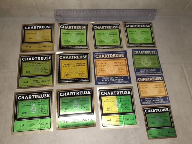 Lot de 12 Etiquettes de Bagage Anciennes / Vintage / LOT 10