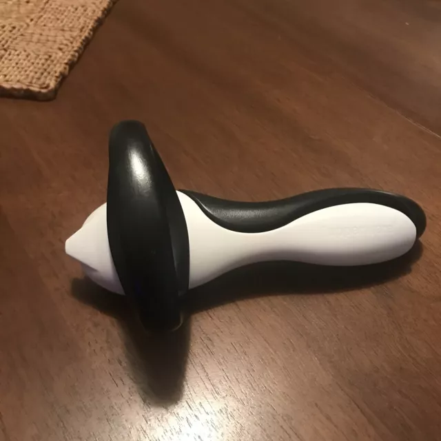 Chef'n EZ Squeeze Can Opener - One Handed Design - Black and Meringue