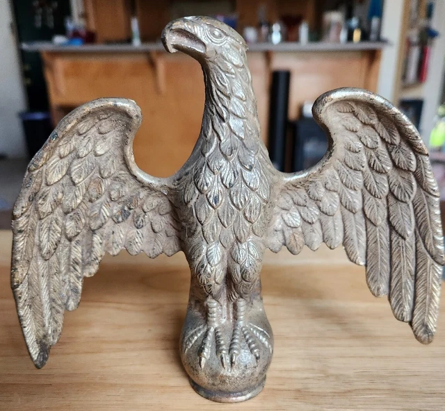 US Regal Bald Eagle Finial Flagpole Topper Cast Brass Bronze.  MINT