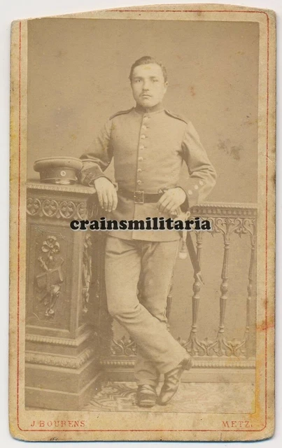 Orig. Foto CDV Portrait Soldat m. Bajonett Dolch Schirmmütze in METZ Frankreich