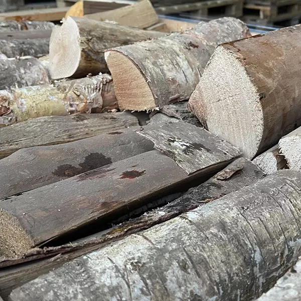 Hardwood Logs Kiln Dried Fire Logs Approx 60L - 20Kgs - Logs 25cm long