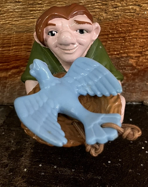 DISNEY HUNCHBACK OF Notre Dame Quasimodo and Bird Figure 3.25" PVC Cake ...