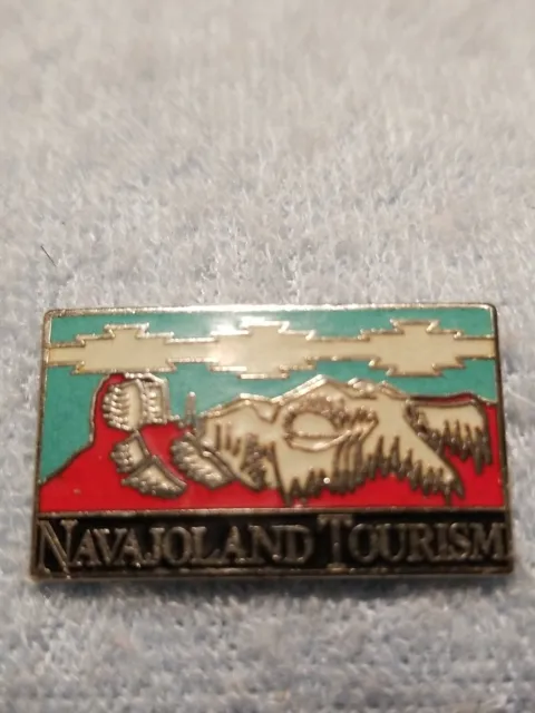 Vintage  Navajo Land Tourism  Lapel Hat Vest Pin  Silvertone &Enamel  EUC