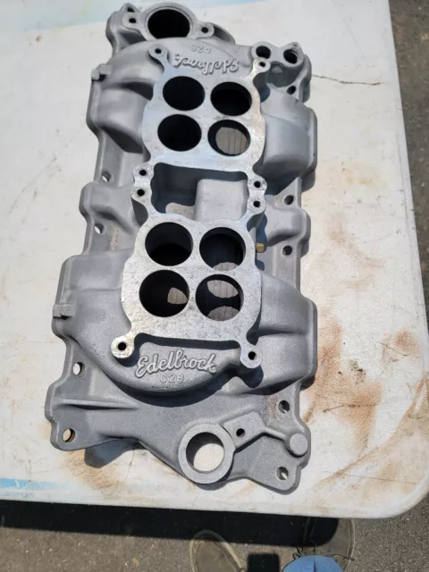 Edelbrock C26 Chevrolet Chevy 327 350 SBC 2x4 Intake Manifold Dual Quad Edelbrock C26 Chevrolet Chevy 327 350 SBC 2x4 Intake Manifold Dual Quad