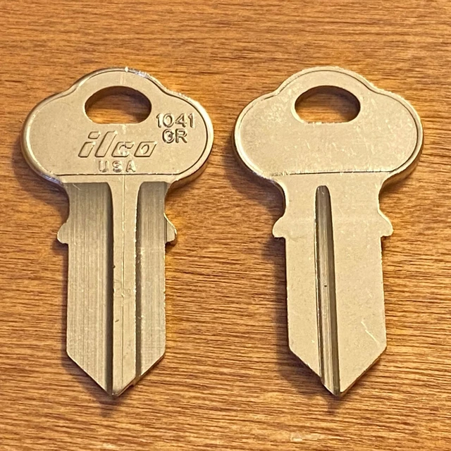 2 Ilco 1041GR Key Blanks for Various Boat locks Polaris Chicago K4R
