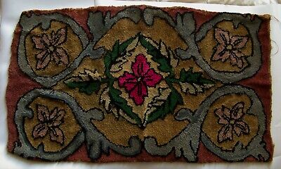 Antique - Early 20th century Canadian hook rug - 38" x 22"